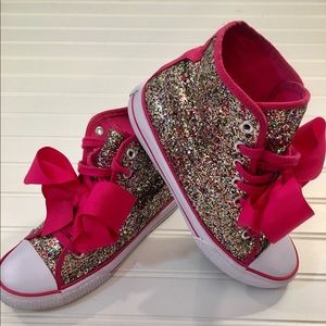 JOJO’S HIGHTOPS SIZE 3